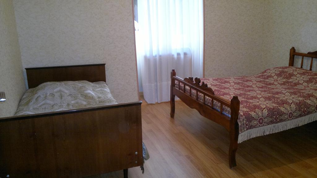 Guest House Besarioni بورجومي الغرفة الصورة